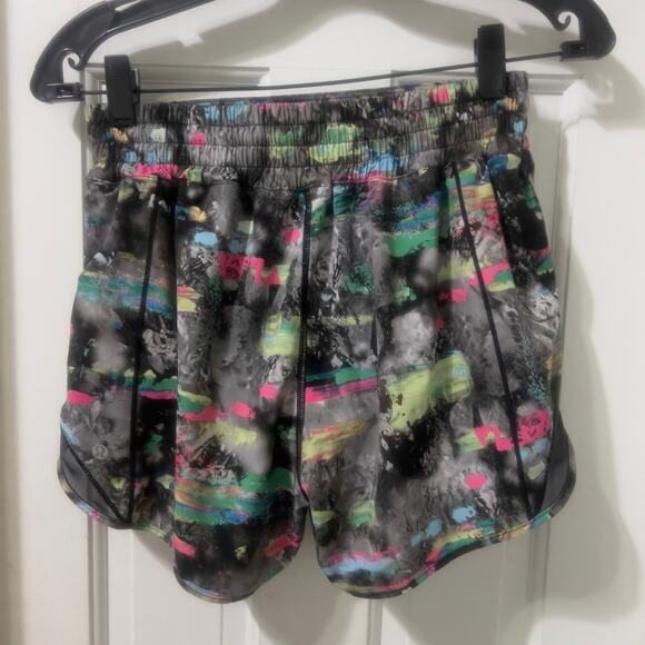 Lululemon Hotty Hot High-Rise Lined Short 4" Paint Drift Multi Graphite Grey 6 - Picture 9 of 9